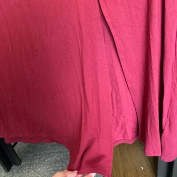 NWT Burgundy Long Sleeve Scoop Neck Dress - Picture 4 of 5